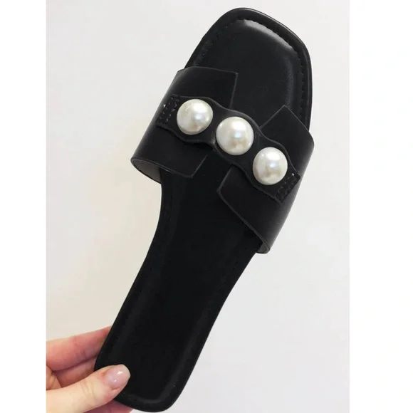 ✨LAST ONES✨Emma Black Pearl Detail Sliders Sandals - Picture 5 of 6